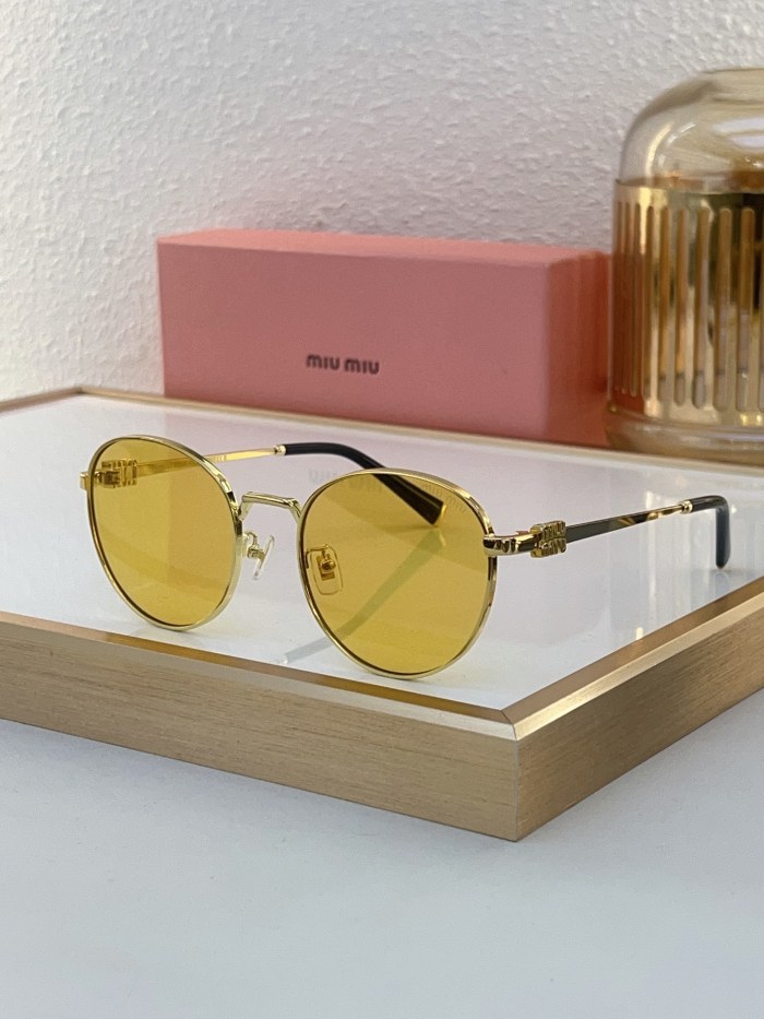 Miu Miu Sunglasses AAAA-1605