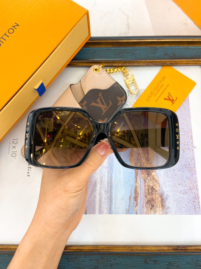 LV Sunglasses AAAA-5231