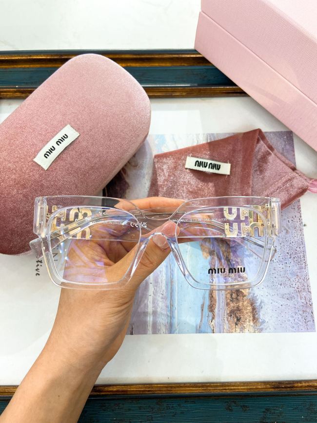 Miu Miu Sunglasses AAAA-1519