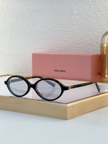 Miu Miu Sunglasses AAAA-1592