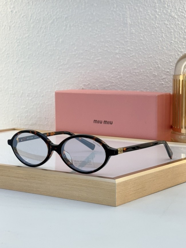 Miu Miu Sunglasses AAAA-1592