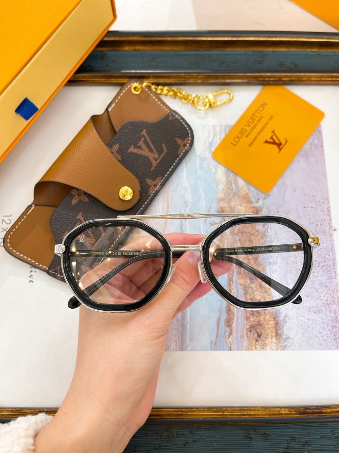 LV Sunglasses AAAA-5458