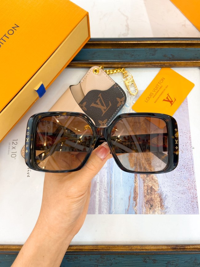 LV Sunglasses AAAA-5235