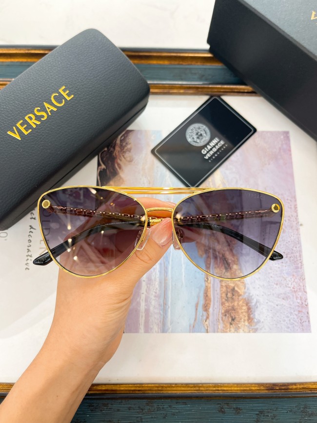 Versace Sunglasses AAAA-3067