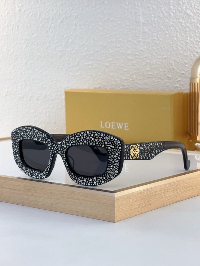 Loewe Sunglasses AAAA-597