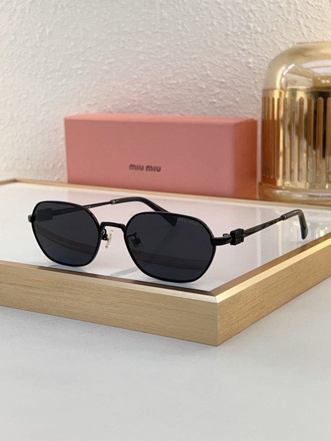 Miu Miu Sunglasses AAAA-1681