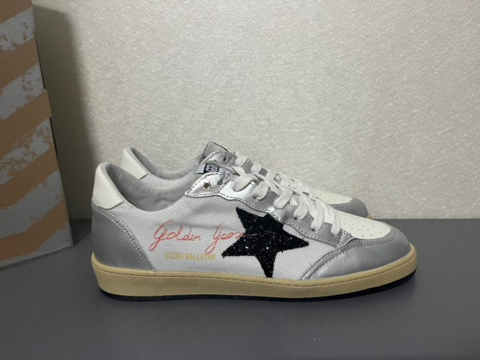 Super Max Golden Goose Shoes-049