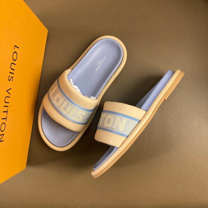 LV Sandals 1：1 Quality-924