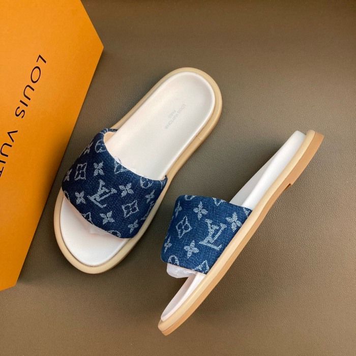 LV Sandals 1：1 Quality-918