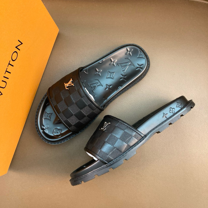 LV Sandals 1：1 Quality-916