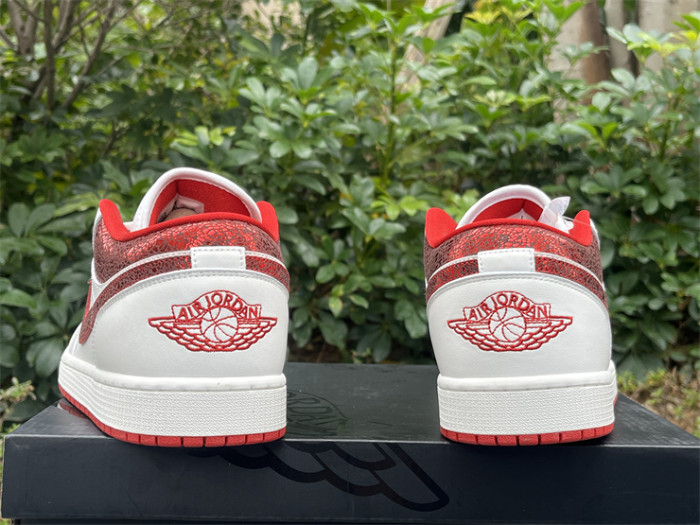Authentic Air Jordan 1 Low Mints Another “Valentine’s Day”