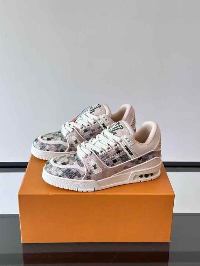 Super Max LV Shoes-3519