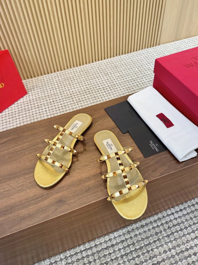 VT women slippers AAA-257