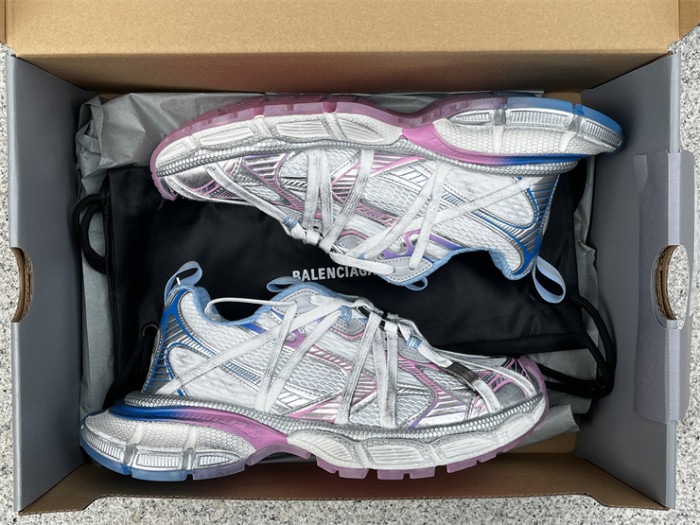 B 17FW Tripe-S High End Sneaker-621