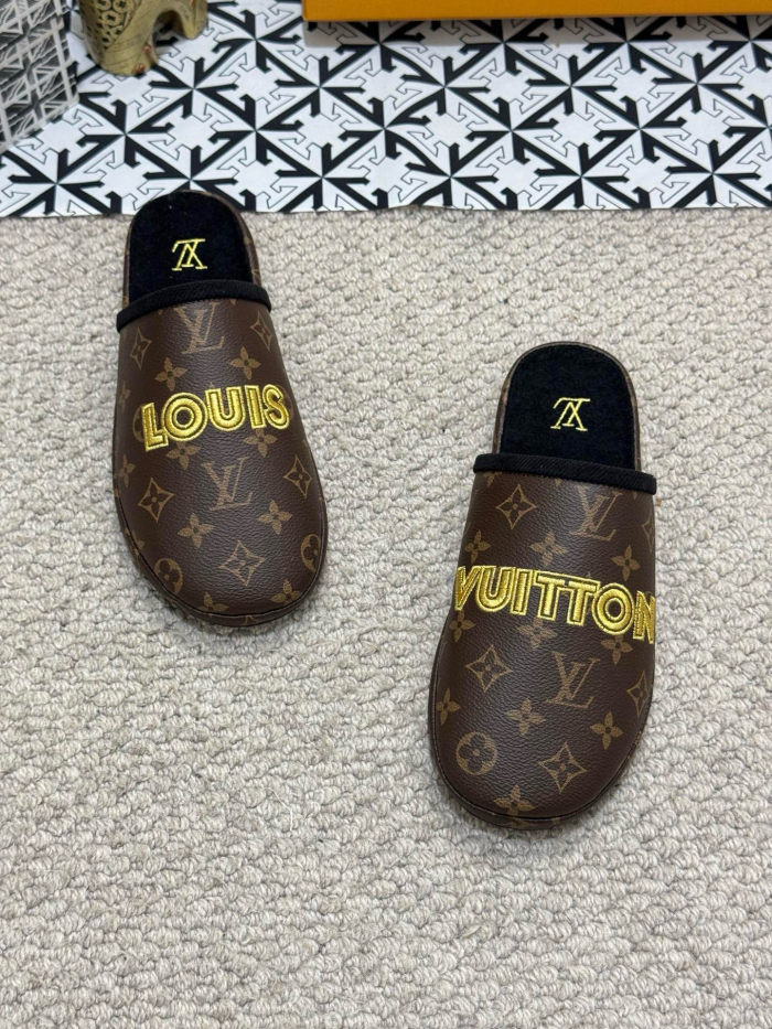 LV Sandals 1：1 Quality-931