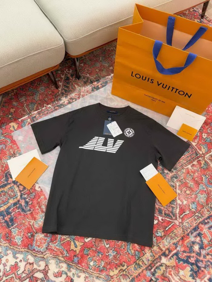 LV Shirt High End Quality-1179