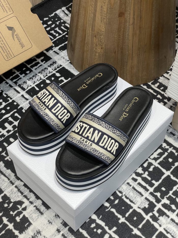 Dior women slippers 1：1 quality-408
