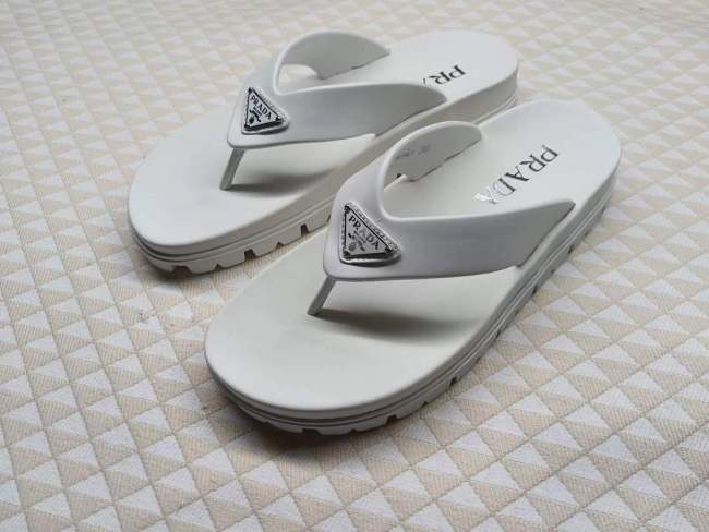 Prada men slippers 1：1 quality-043