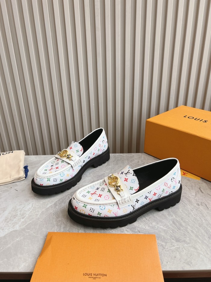 LV Women Shoes 1：1 Quality-1173