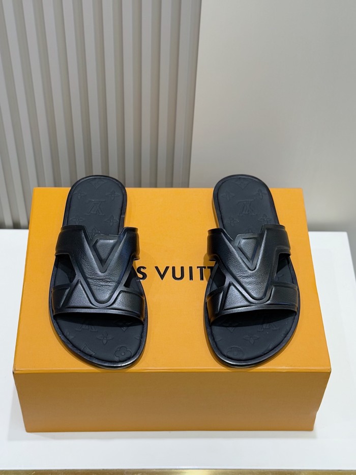 LV Sandals 1：1 Quality-967