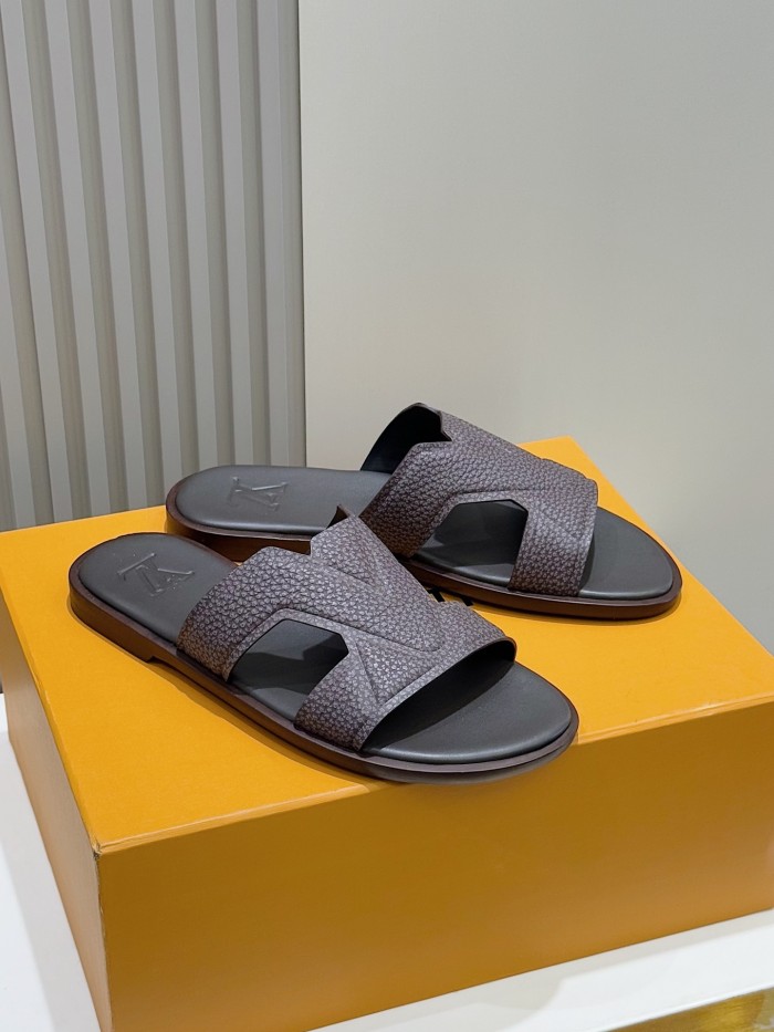 LV Sandals 1：1 Quality-960