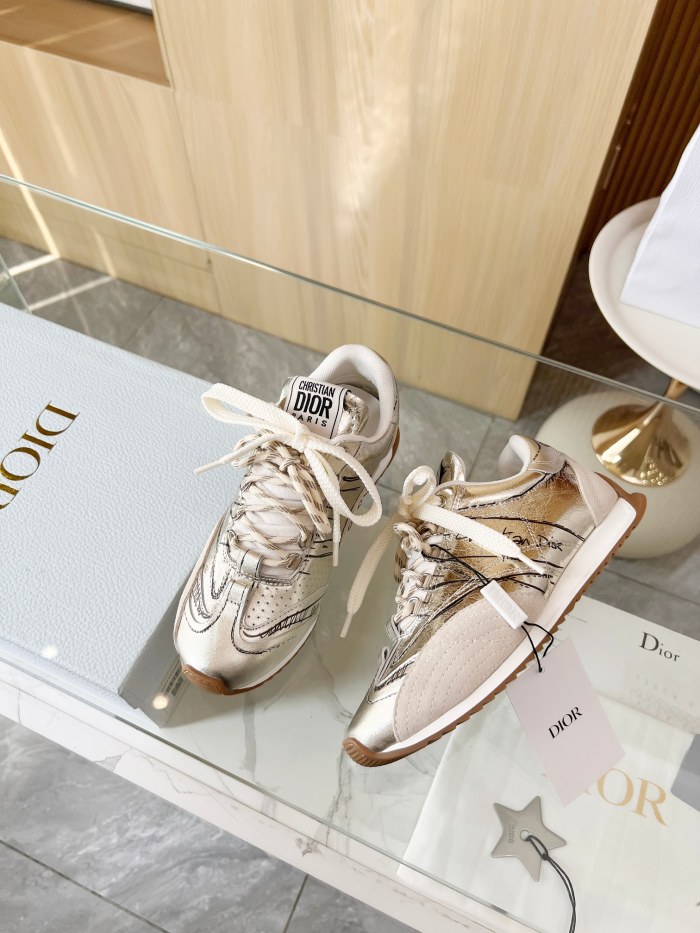 Dior Women Shoes 1：1 quality-713