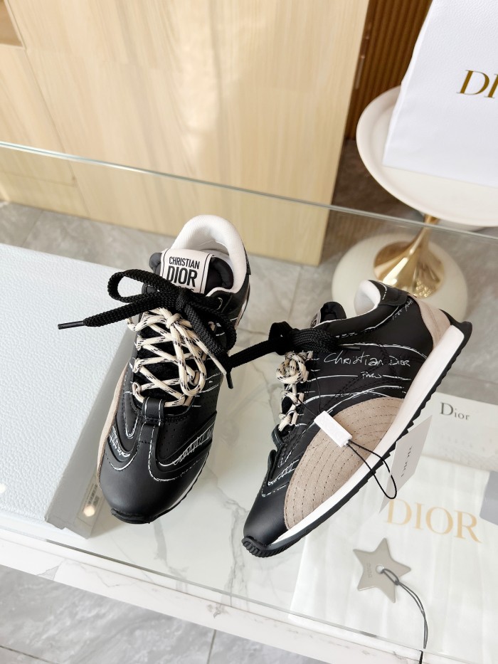 Dior Women Shoes 1：1 quality-712