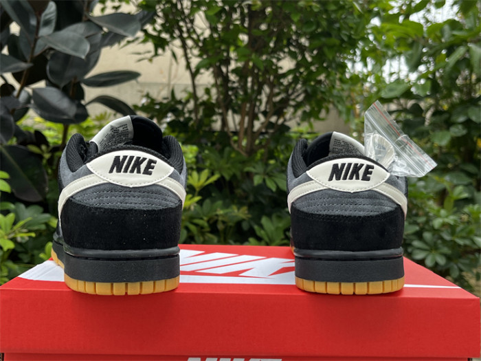 Authentic Nike Dunk Low SE Black Grey Gum