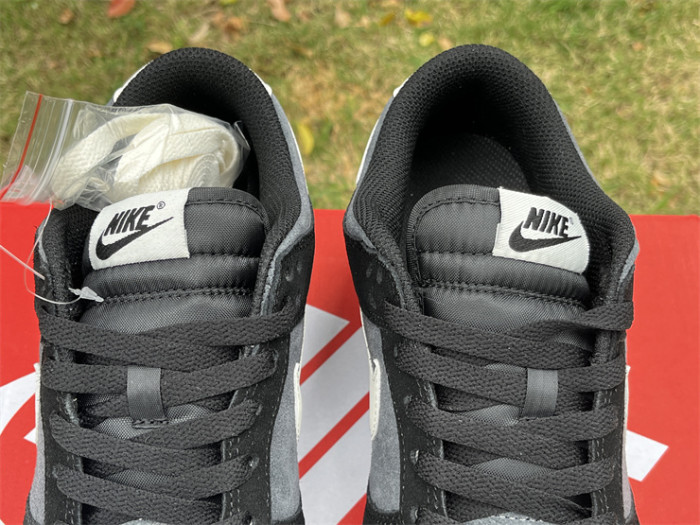 Authentic Nike Dunk Low SE Black Grey Gum