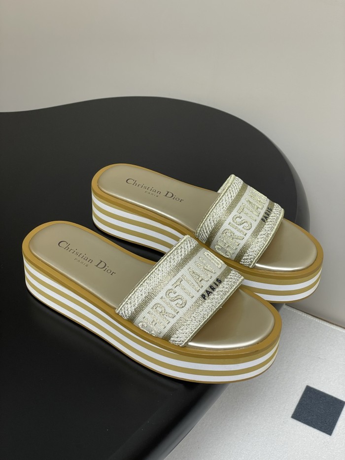 Dior women slippers 1：1 quality-410