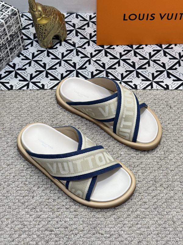 LV women Sandals 1：1 Quality-963