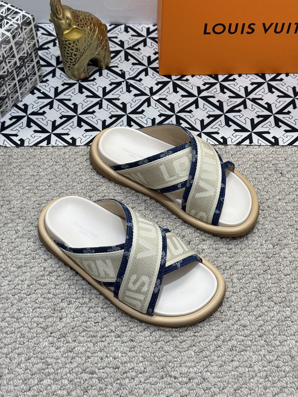 LV women Sandals 1：1 Quality-962