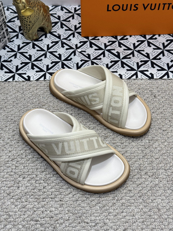 LV women Sandals 1：1 Quality-949