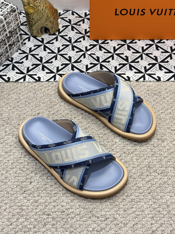 LV women Sandals 1：1 Quality-947