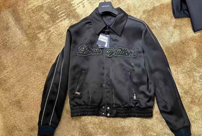 LV Jacket High End Quality-496