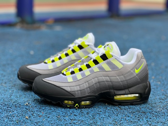 Authentic Nike Air Max 95 OG Neon  CT1689-001
