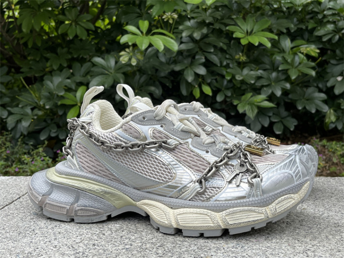 B 17FW Tripe-S High End Sneaker-644