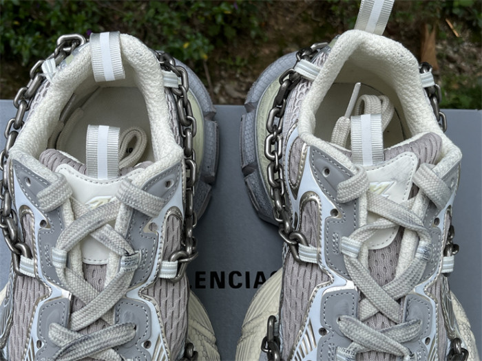 B 17FW Tripe-S High End Sneaker-644