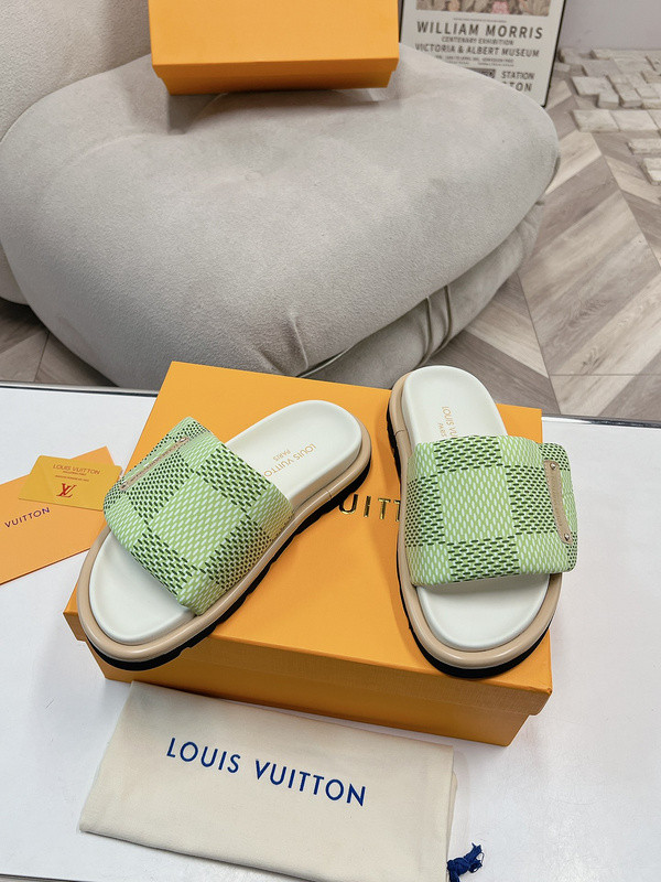 LV Sandals 1：1 Quality-1110
