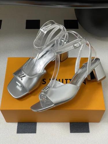 LV women Sandals 1：1 Quality-1059