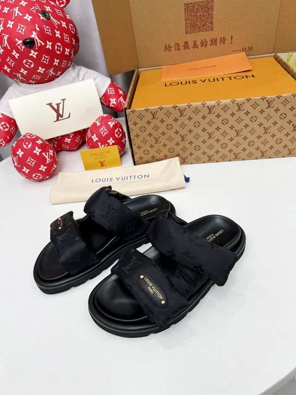 LV women Sandals 1：1 Quality-1047