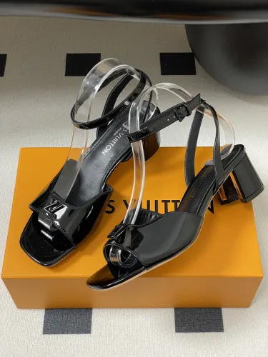 LV women Sandals 1：1 Quality-1060