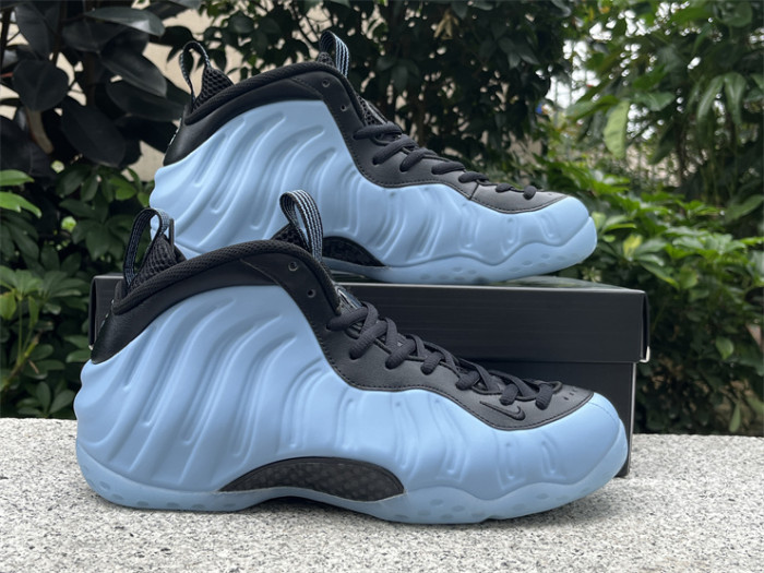 Authentic Nike Air Foamposite One  Psychic Blue