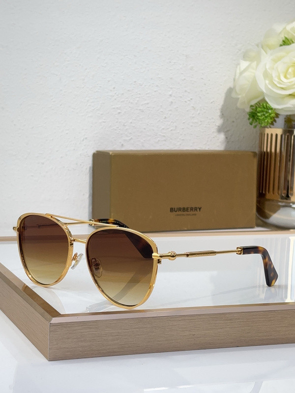 Burberry Sunglasses AAAA-3072
