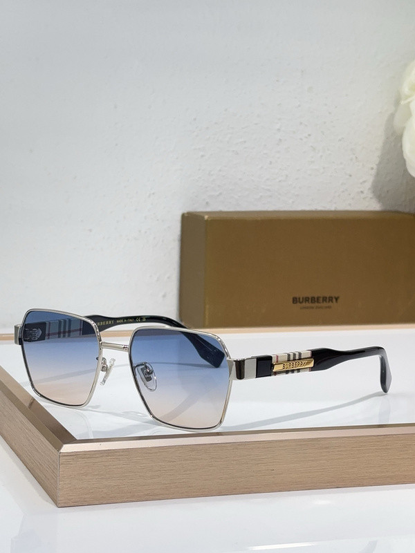Burberry Sunglasses AAAA-3013