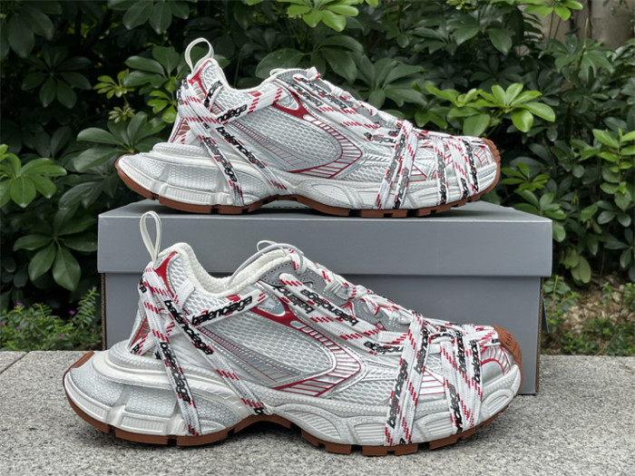 B 17FW Tripe-S High End Sneaker-645