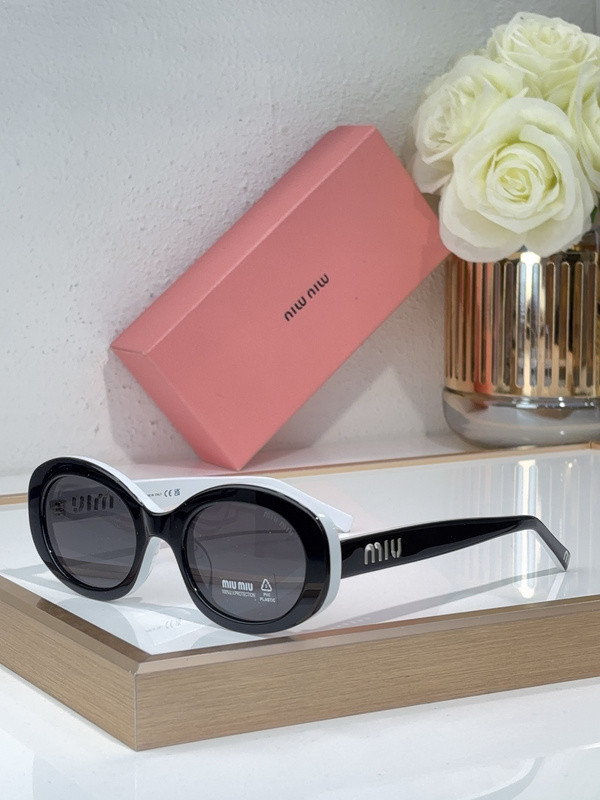 Miu Miu Sunglasses AAAA-1806