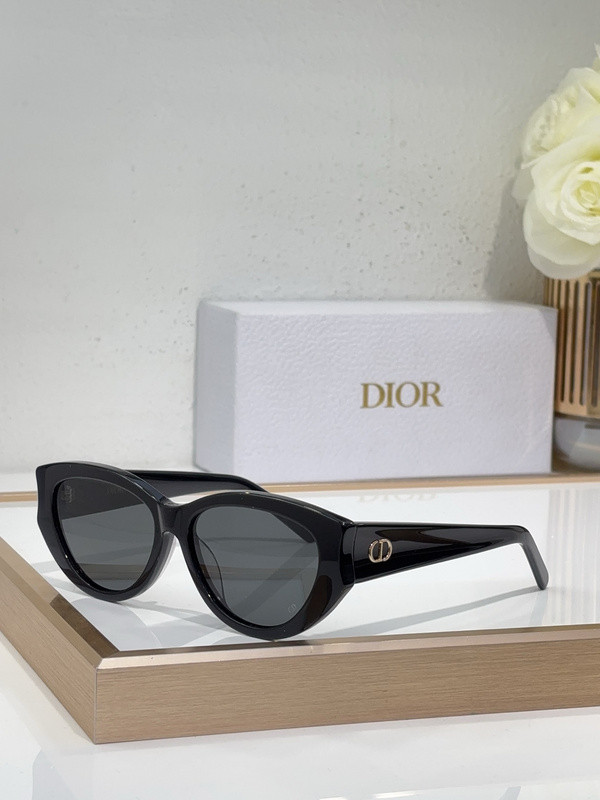 Dior Sunglasses AAAA-3521