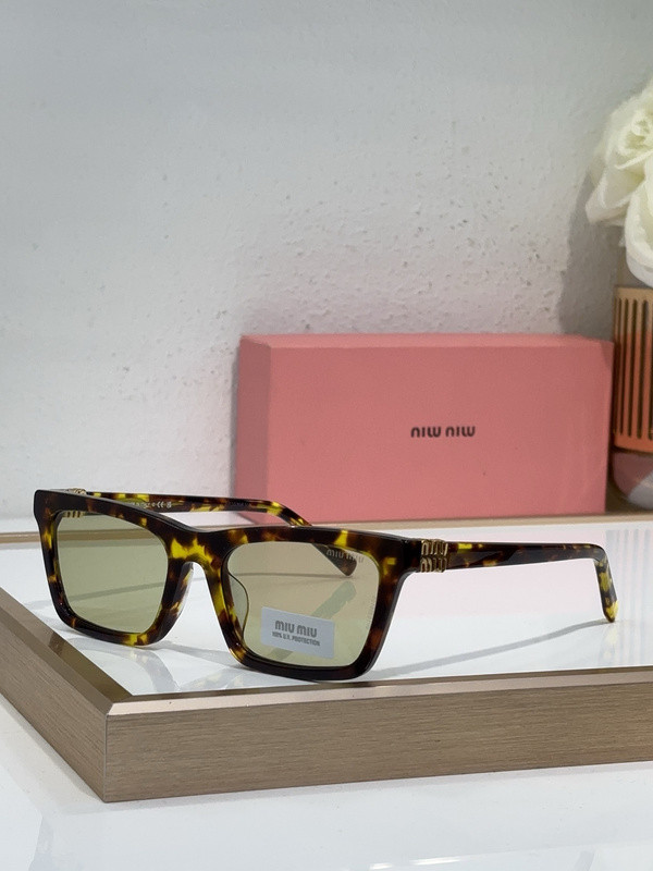 Miu Miu Sunglasses AAAA-1769