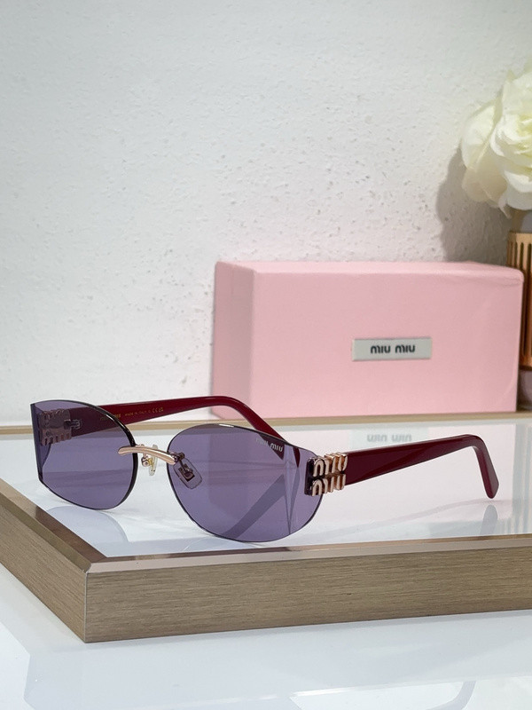 Miu Miu Sunglasses AAAA-1727